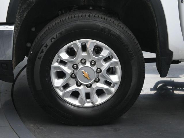 Photo of 2024 Summit White Chevrolet Silverado 2500