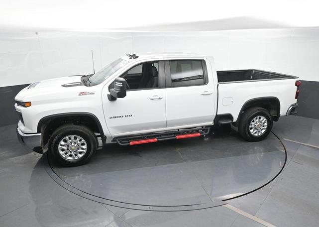 Photo of 2024 Summit White Chevrolet Silverado 2500