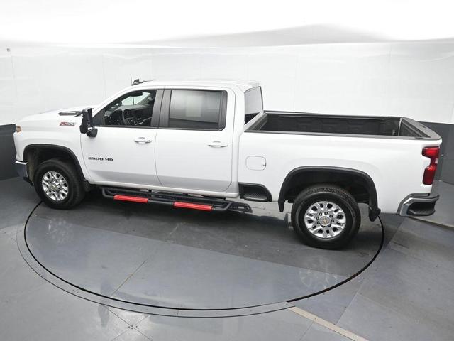 Photo of 2024 Summit White Chevrolet Silverado 2500