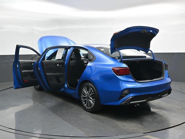 Photo of 2023 Blue Kia Forte