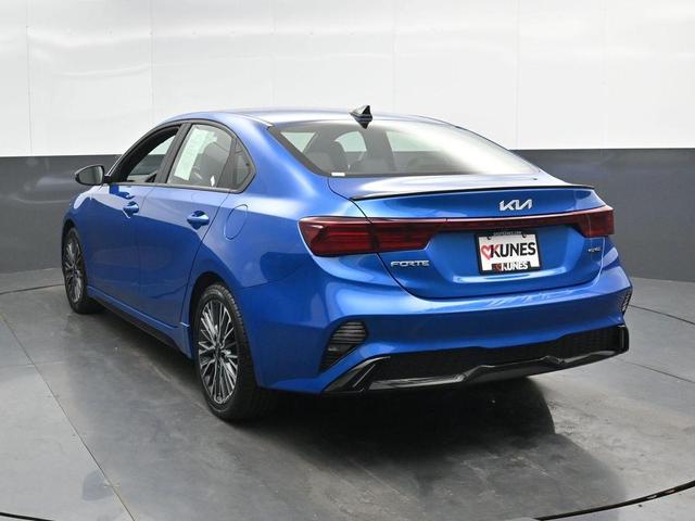 Photo of 2023 Blue Kia Forte