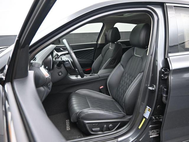 Photo of 2021 Himalayan Gray Genesis G70