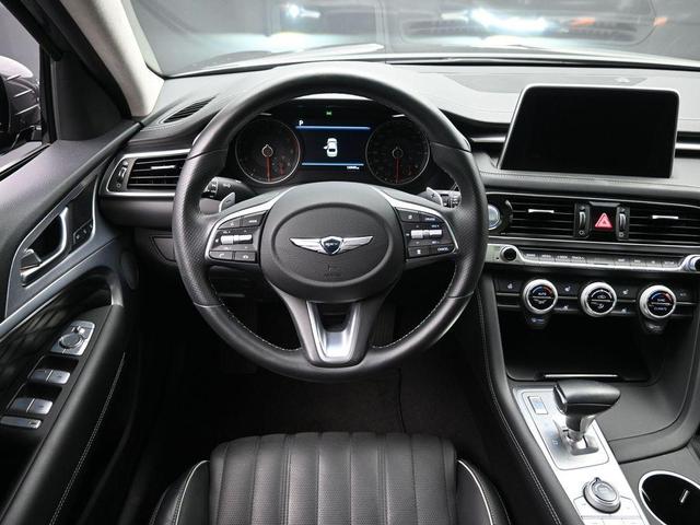 Photo of 2021 Himalayan Gray Genesis G70