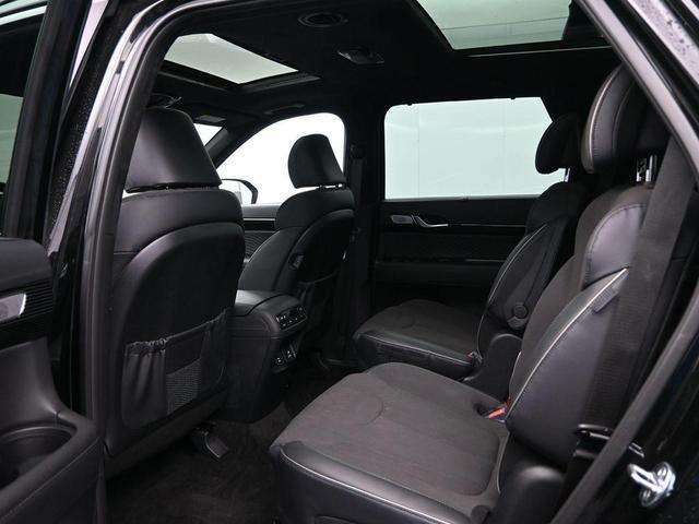 Photo of 2025 Abyss Black Pearl Hyundai PALISADE
