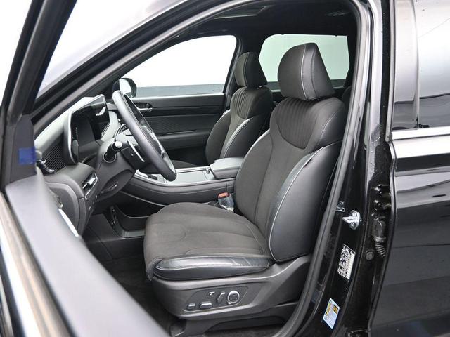 Photo of 2025 Abyss Black Pearl Hyundai PALISADE