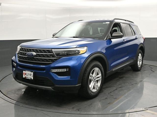 Photo of 2022 Blue Ford Explorer