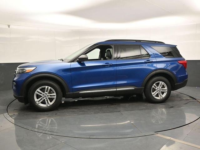 Photo of 2022 Blue Ford Explorer