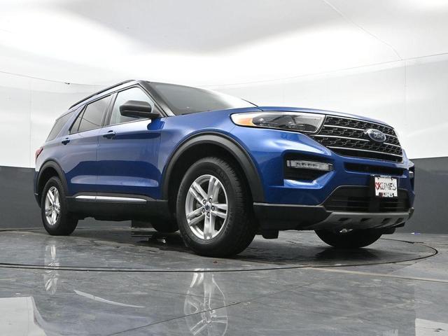Photo of 2022 Blue Ford Explorer