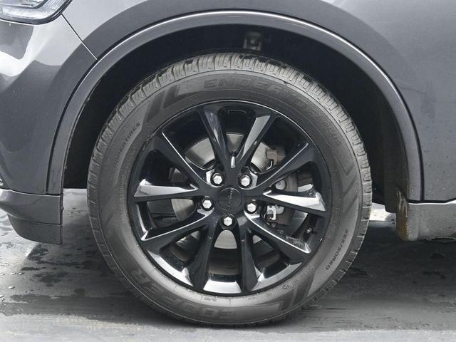 Photo of 2018 Granite Clearcoat Metallic Dodge Durango
