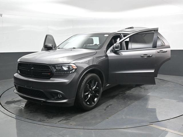 Photo of 2018 Granite Clearcoat Metallic Dodge Durango