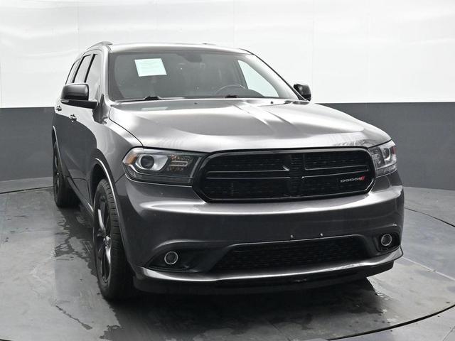 Photo of 2018 Granite Clearcoat Metallic Dodge Durango