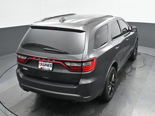 Photo of 2018 Granite Clearcoat Metallic Dodge Durango