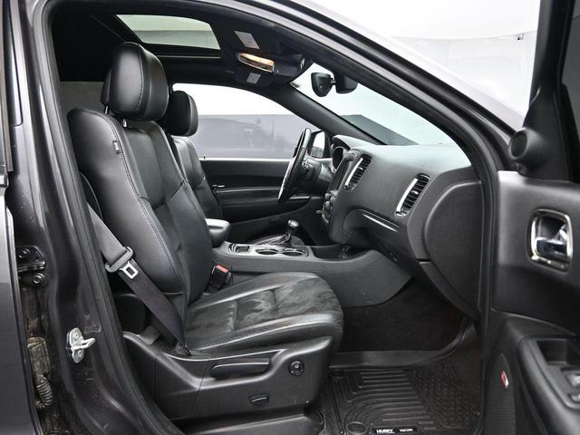 Photo of 2018 Granite Clearcoat Metallic Dodge Durango