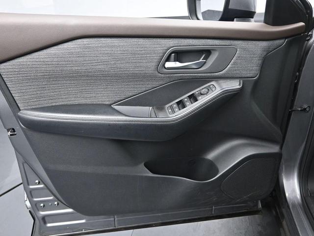 Photo of 2023 Gun Metallic Nissan Rogue