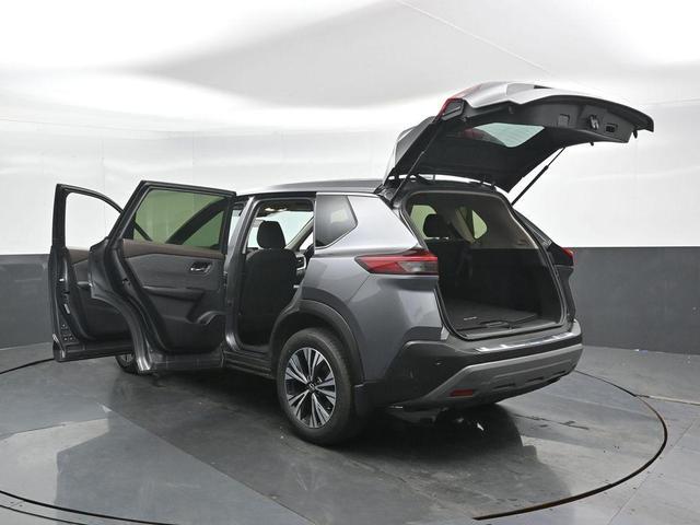 Photo of 2023 Gun Metallic Nissan Rogue