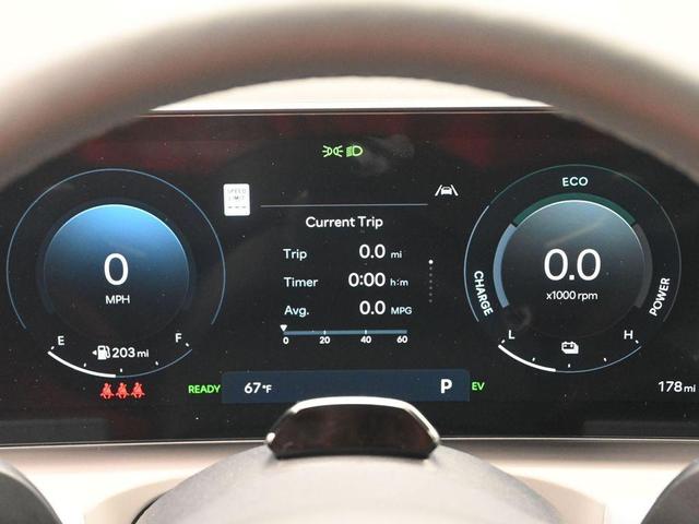 Photo of 2025 Ash Black Hyundai TUCSON Hybrid