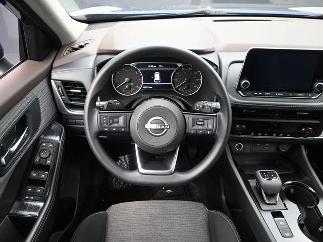 Photo of 2023 Caspian Blue Nissan Rogue