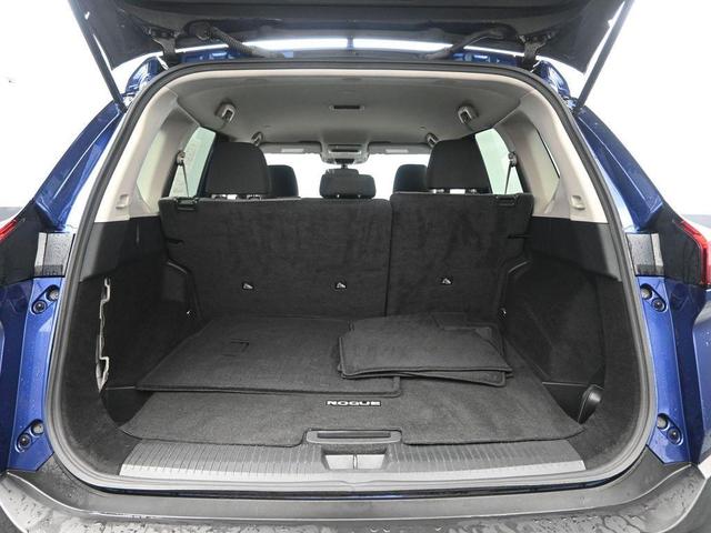 Photo of 2023 Caspian Blue Nissan Rogue