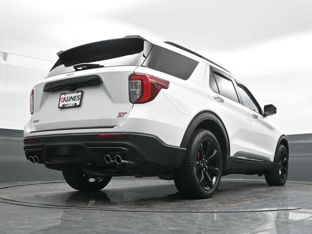Photo of 2023 Star White Ford Explorer