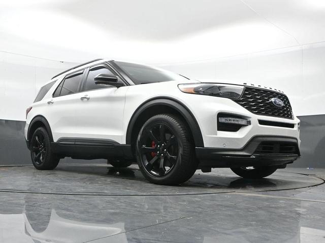 Photo of 2023 Star White Ford Explorer