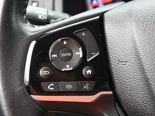 Photo of 2021 White Honda Pilot