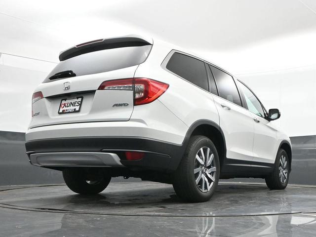Photo of 2021 White Honda Pilot