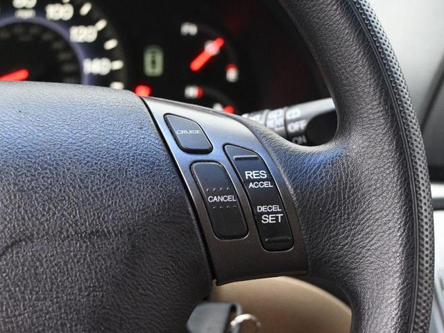 Photo of 2005 Tango Red Pearl Honda Odyssey