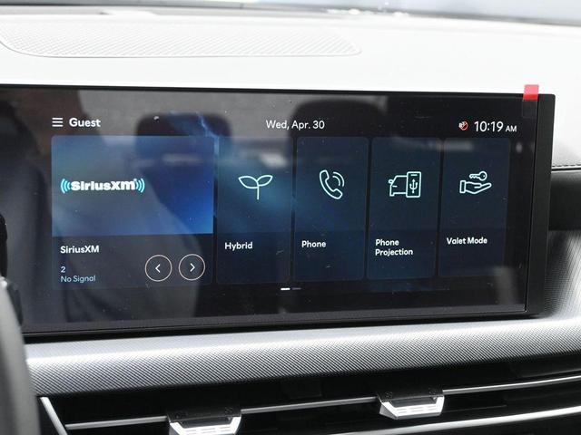 Photo of 2025 White Hyundai SONATA Hybrid