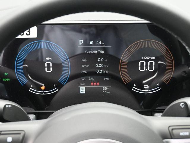 Photo of 2025 White Hyundai SONATA Hybrid