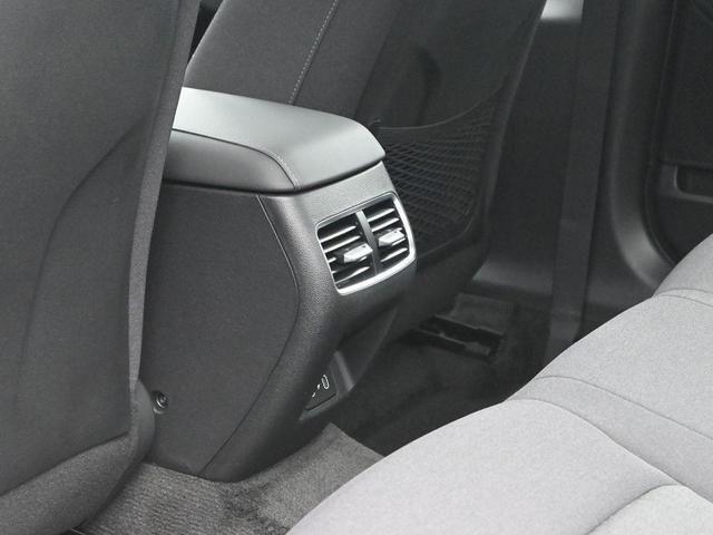 Photo of 2025 White Hyundai SONATA Hybrid