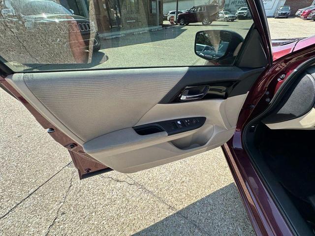 Photo of 2017 Burgundy Honda Accord