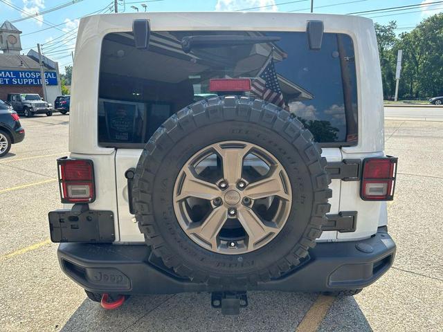 Photo of 2018 Bright White Clearcoat Jeep Wrangler JK Unlimited