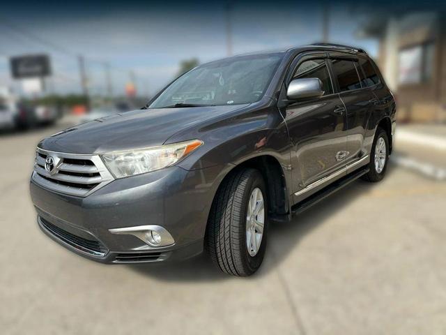 Photo of 2012 Gray Toyota Highlander