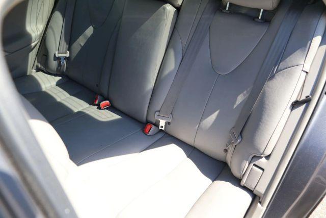 Photo of 2011 Gray Toyota Camry