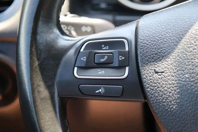 Photo of 2012 Gray Volkswagen Tiguan