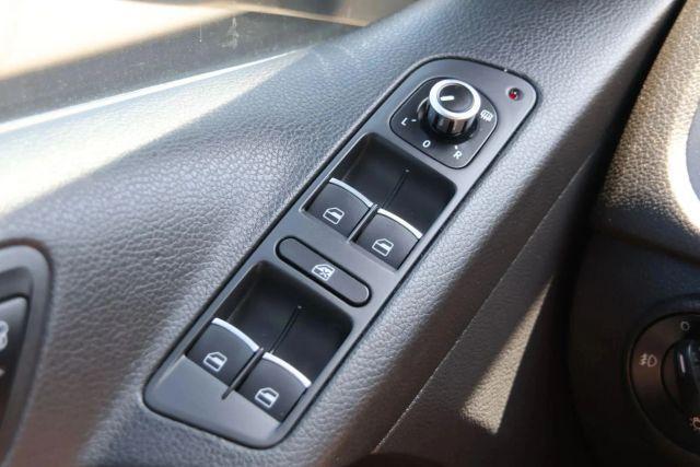 Photo of 2012 Gray Volkswagen Tiguan