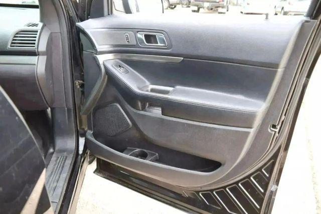 Photo of 2017 Black Ford Utility Police Interceptor
