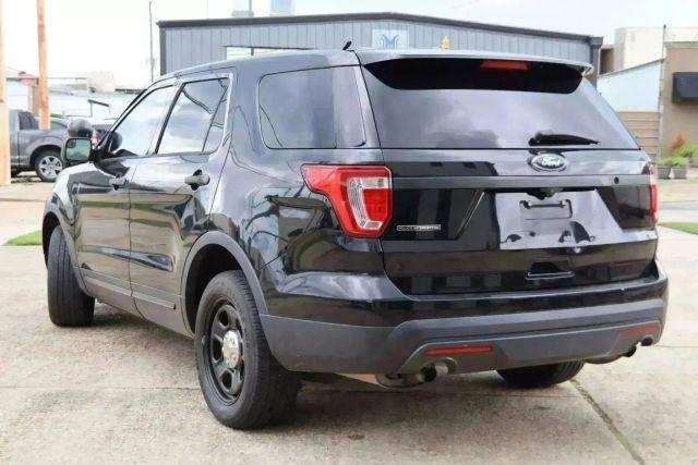 Photo of 2017 Black Ford Utility Police Interceptor
