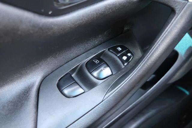 Photo of 2017 Gun Metallic Nissan Altima