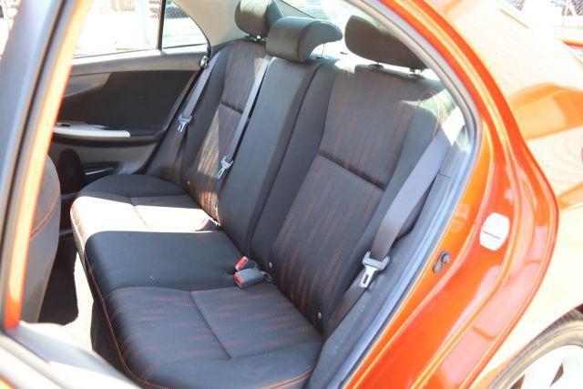 Photo of 2013 Orange Toyota Corolla