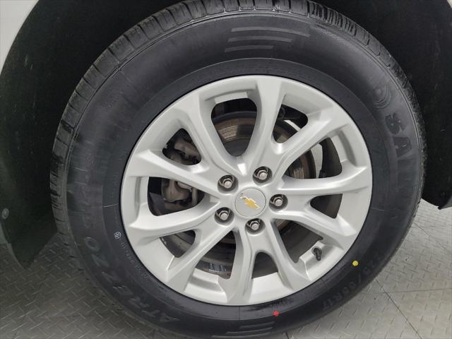 Photo of 2019 White Chevrolet Equinox