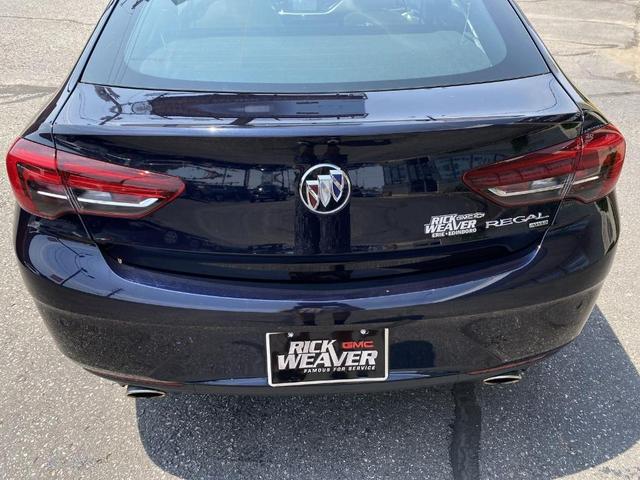 Photo of 2020 Dark Moon Blue Metallic Buick Regal Sportback