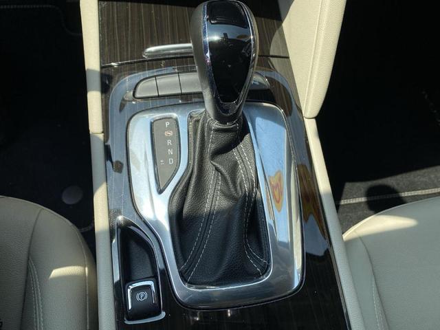 Photo of 2020 Dark Moon Blue Metallic Buick Regal Sportback
