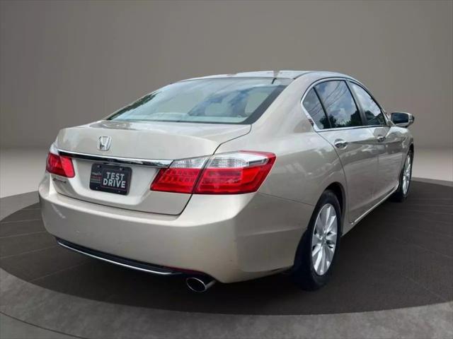Photo of 2013 Gold Honda Accord