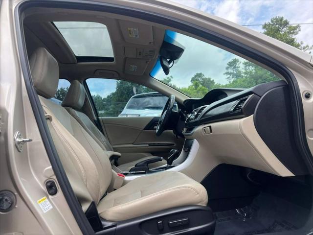 Photo of 2013 Gold Honda Accord