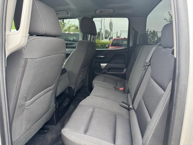 Photo of 2019 Silver Ice Metallic Chevrolet Silverado 1500 LD
