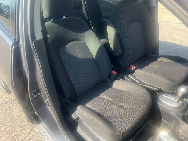 Photo of 2018 Gun Metallic Nissan Versa
