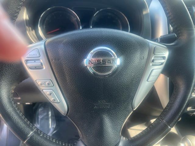 Photo of 2018 Gun Metallic Nissan Versa