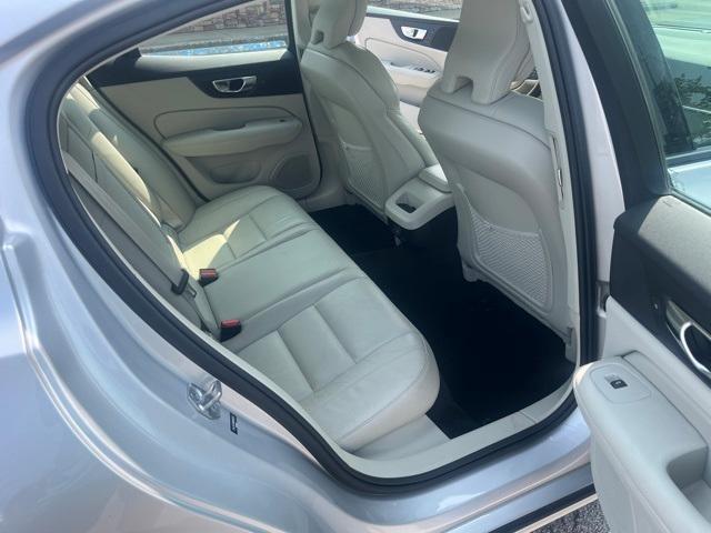 Photo of 2022 Bright Silver Metallic Volvo S60