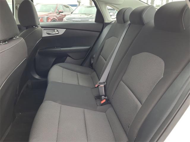 Photo of 2024 Snow White Pearl Kia Forte